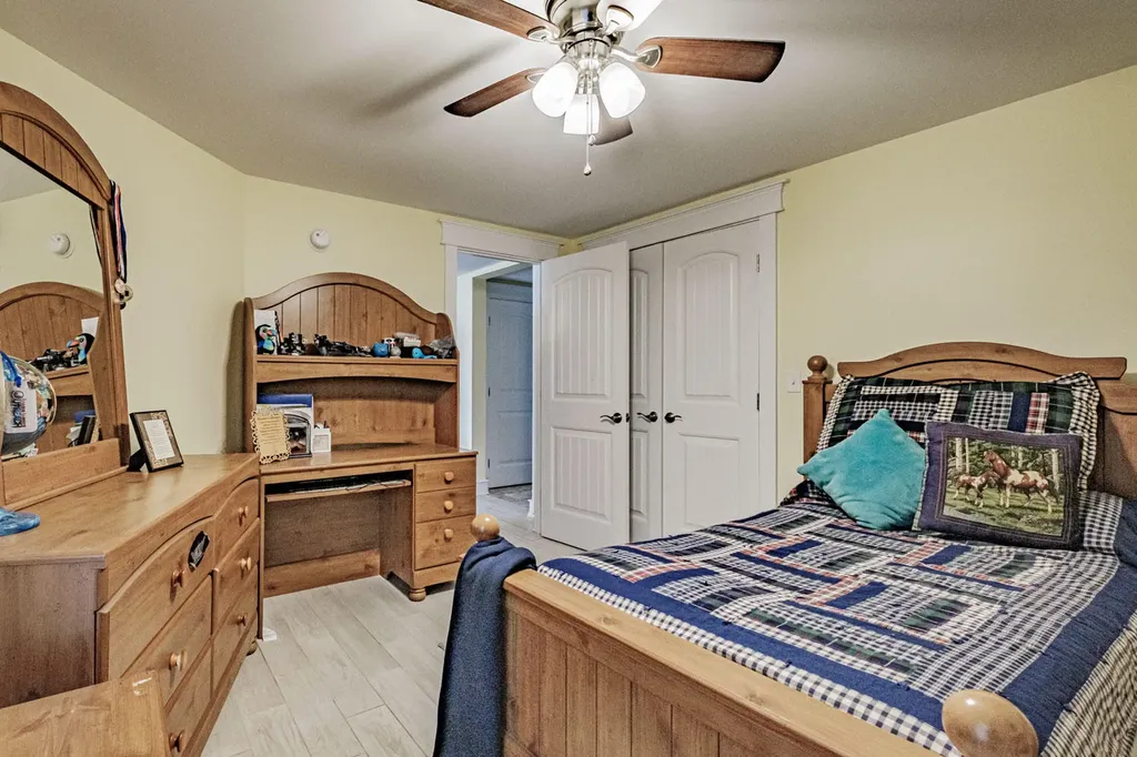 86 Cedar Lane Nobleboro ME 04555