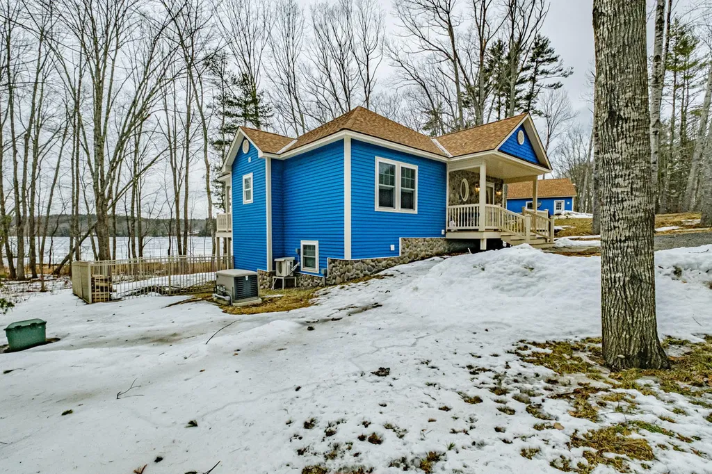 86 Cedar Lane Nobleboro ME 04555