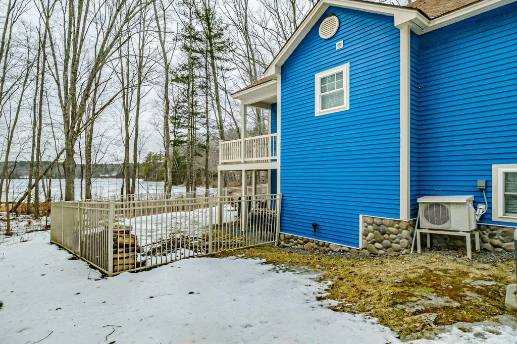 86 Cedar Lane Nobleboro ME 04555