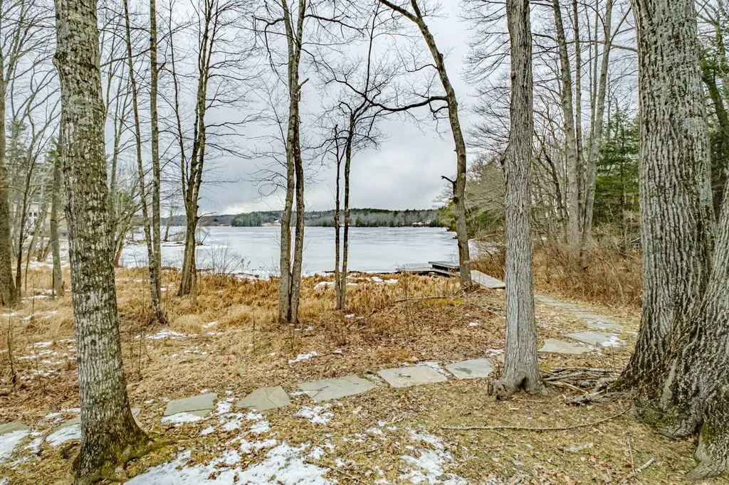 86 Cedar Lane Nobleboro ME 04555