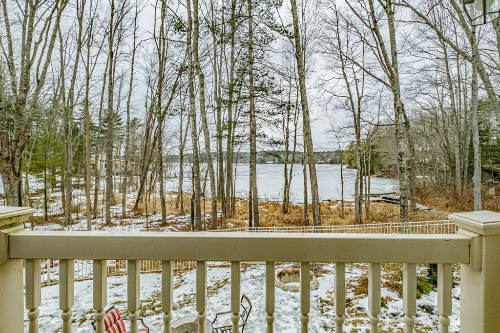 86 Cedar Lane Nobleboro ME 04555