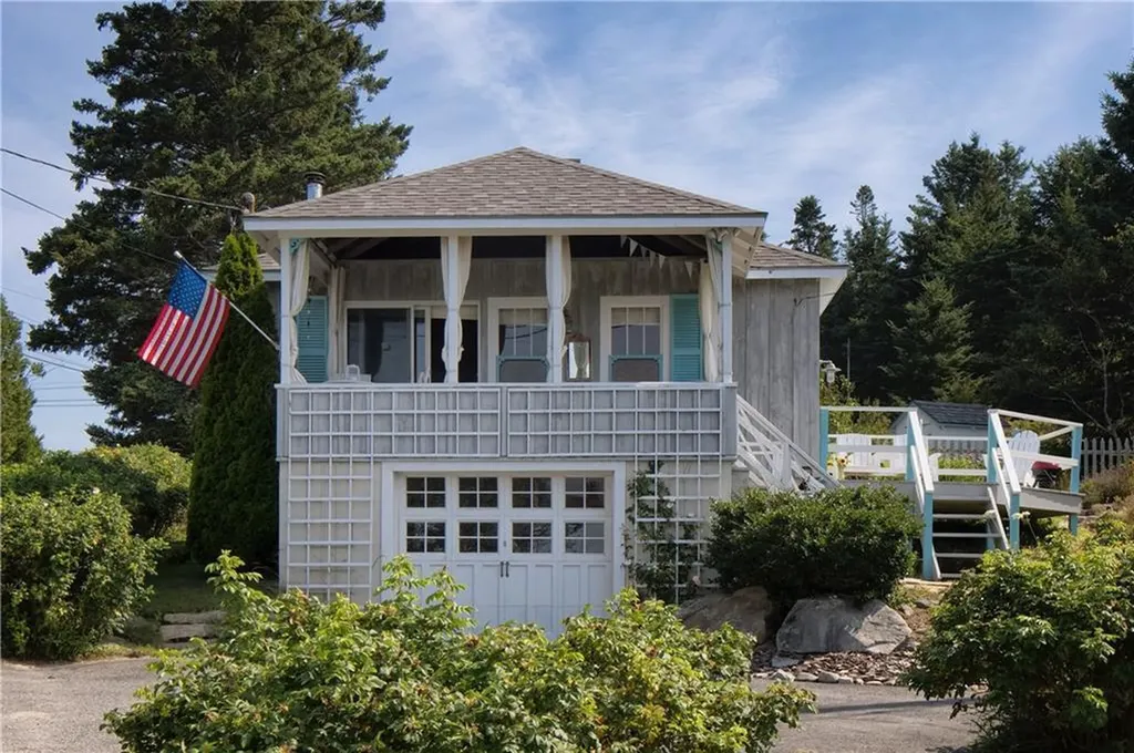 266 Island Road South Thomaston ME 04858