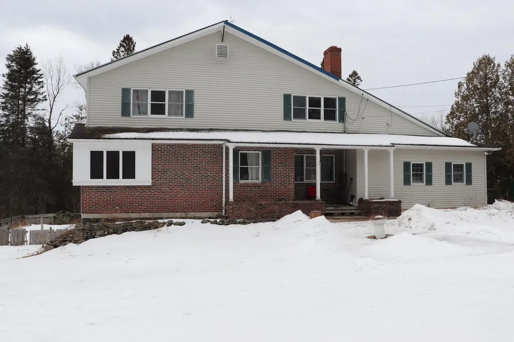 499 Copeland Hill Road Holden ME 04429