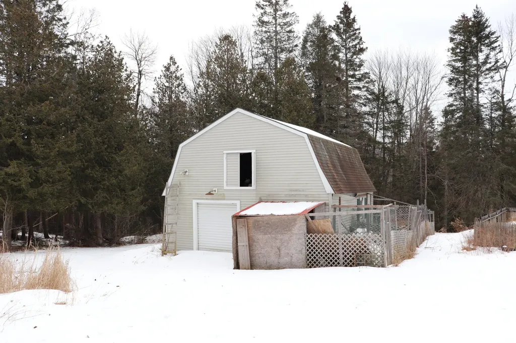 499 Copeland Hill Road Holden ME 04429