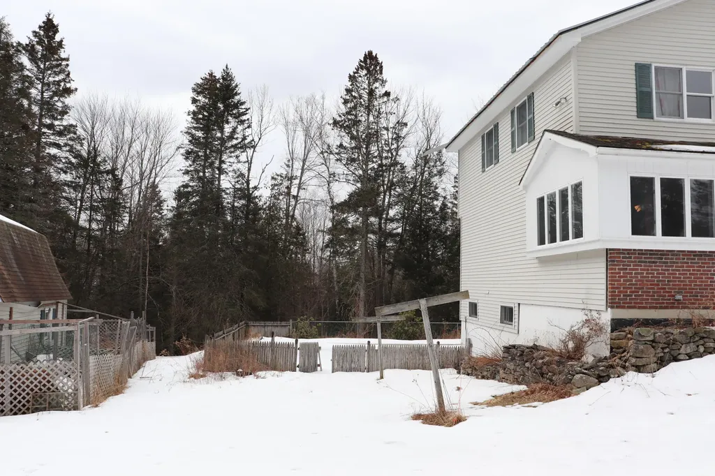 499 Copeland Hill Road Holden ME 04429