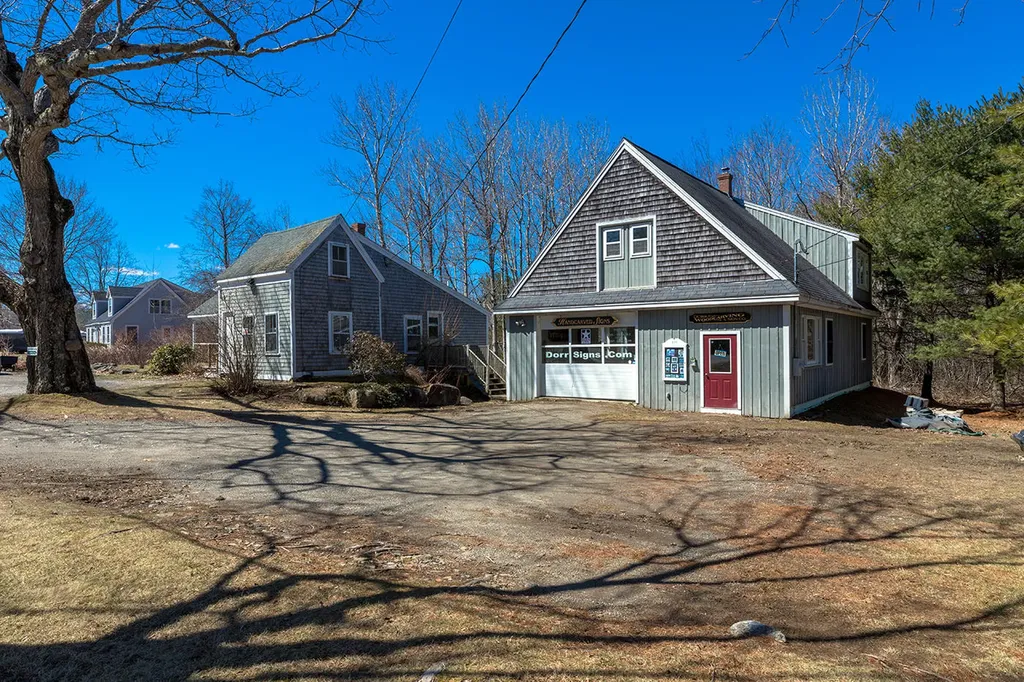 435 Commercial Street Rockport ME 04856