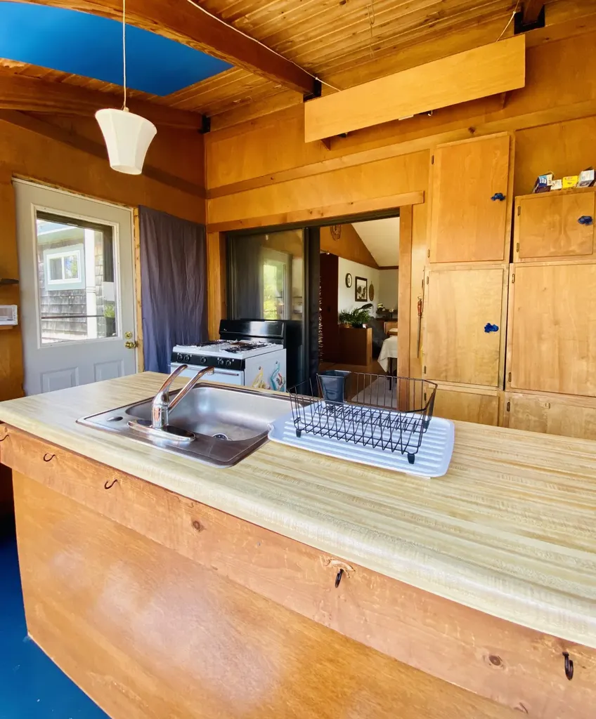12 Kendall Head Road Eastport ME 04631