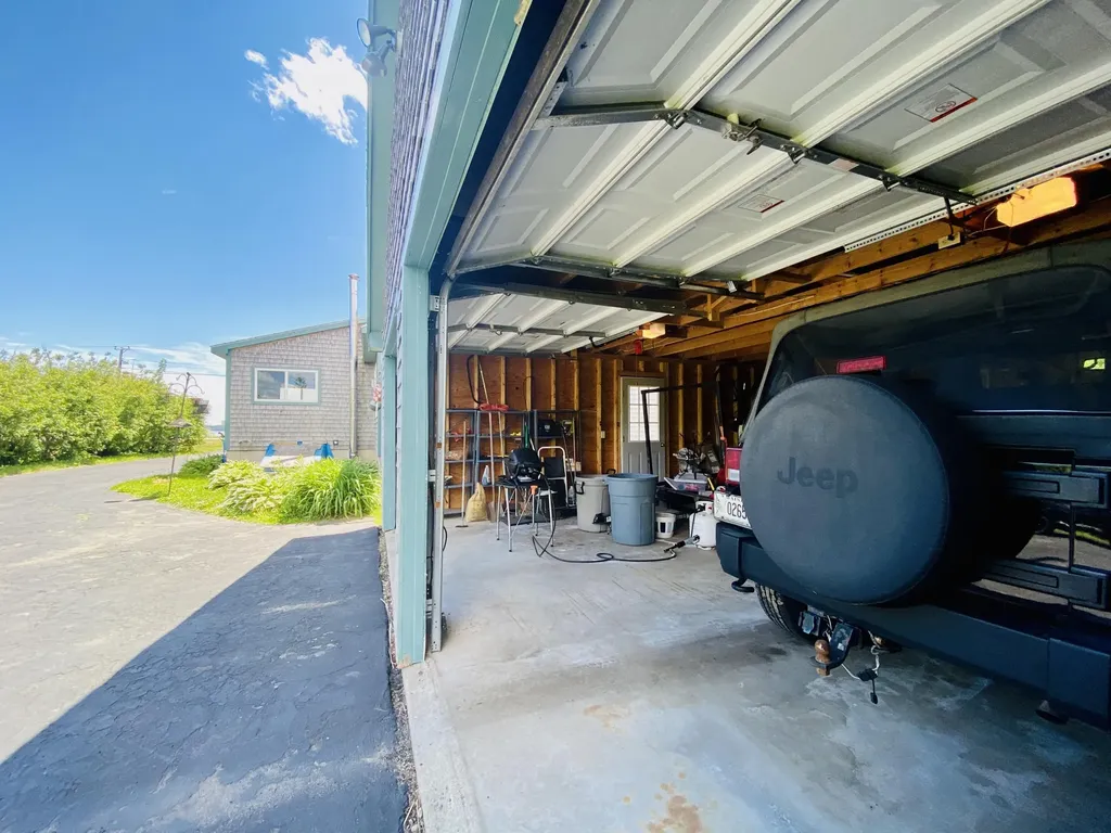 12 Kendall Head Road Eastport ME 04631