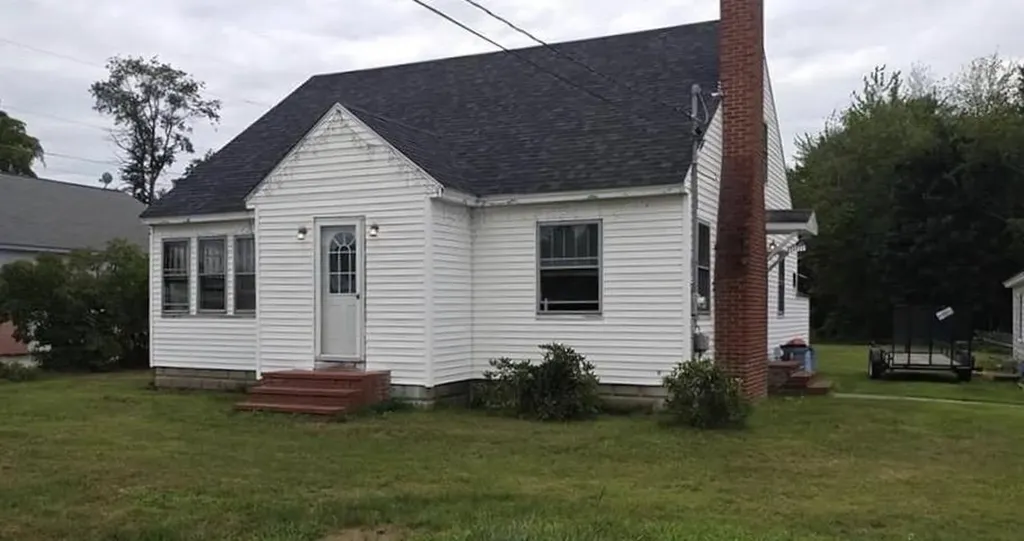 953 Main Street Waterboro ME 04087