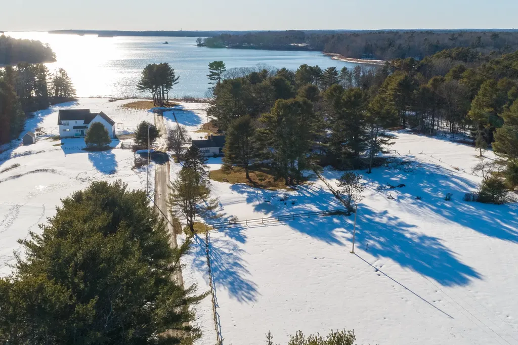 638 Harpswell Road Brunswick ME 04011