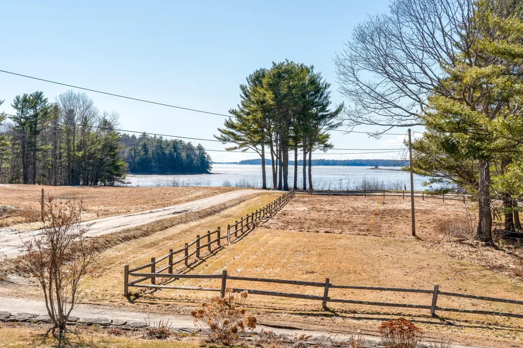 638 Harpswell Road Brunswick ME 04011