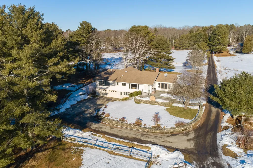 638 Harpswell Road Brunswick ME 04011
