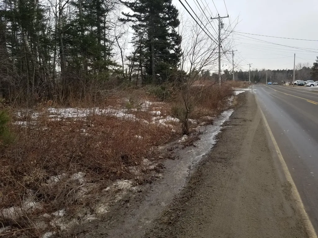 00 River Road Cushing ME 04563