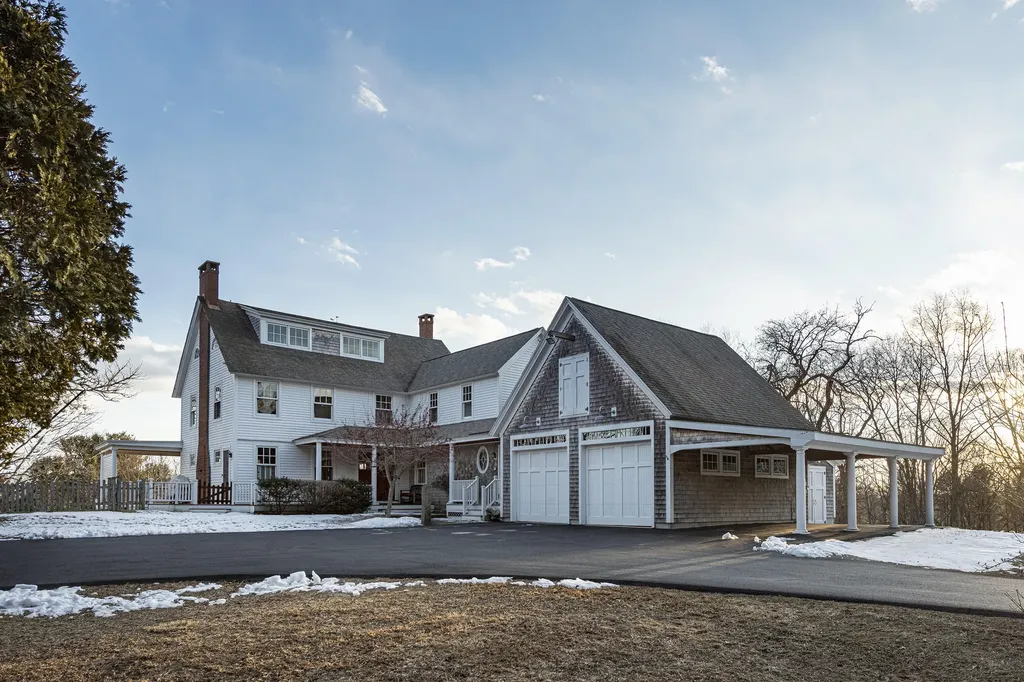 3 Bond Road Kittery ME 03905