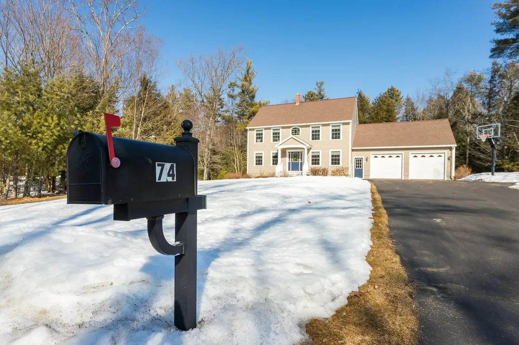 74 Deerfield Road North Berwick ME 03906
