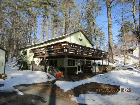 82 Haskell Avenue Raymond ME 04071