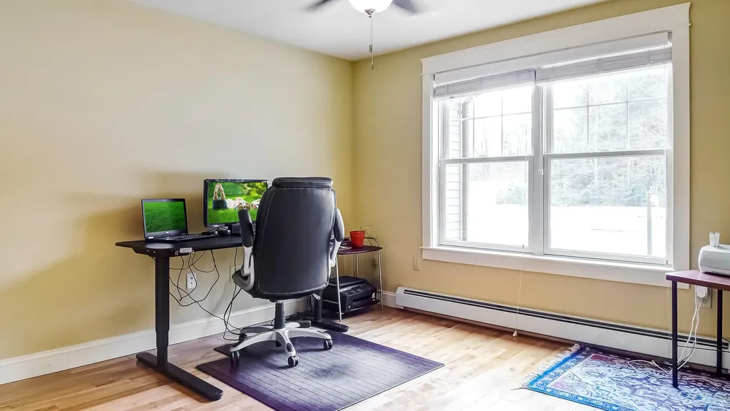 33 Deerfield Drive Brunswick ME 04011