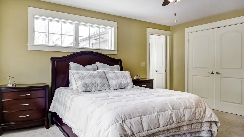 33 Deerfield Drive Brunswick ME 04011