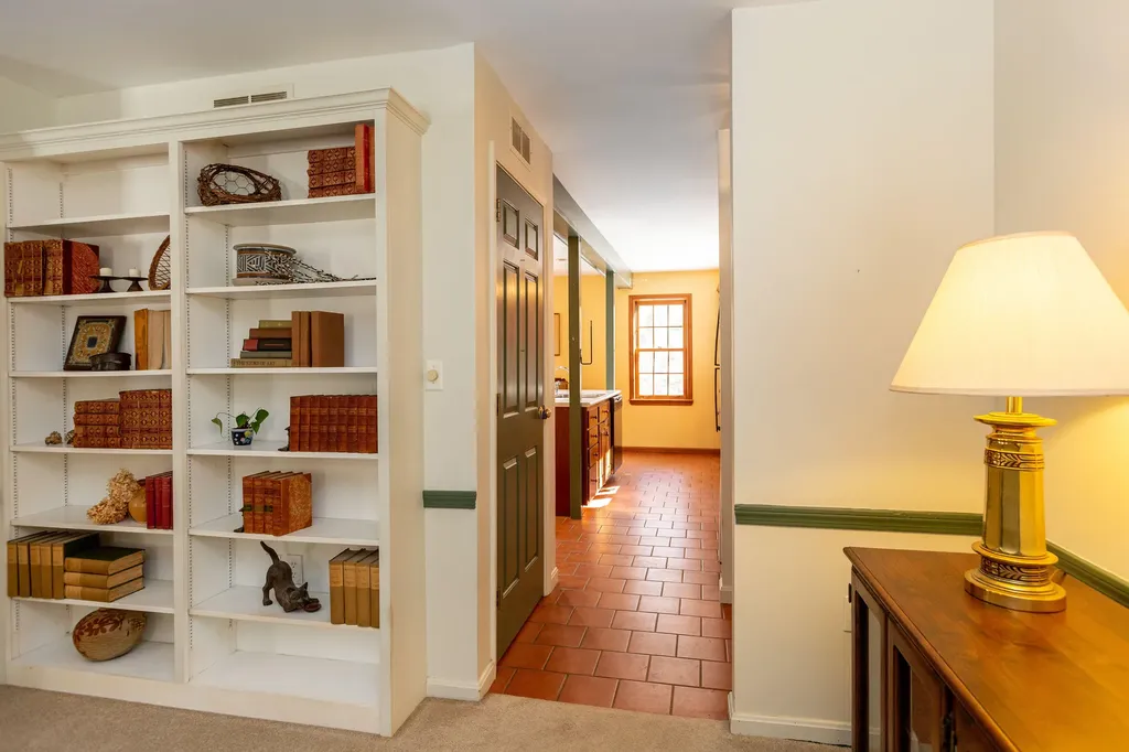 18 Castlewood Road Newcastle ME 04553