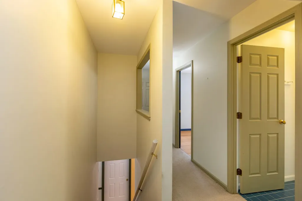 18 Castlewood Road Newcastle ME 04553