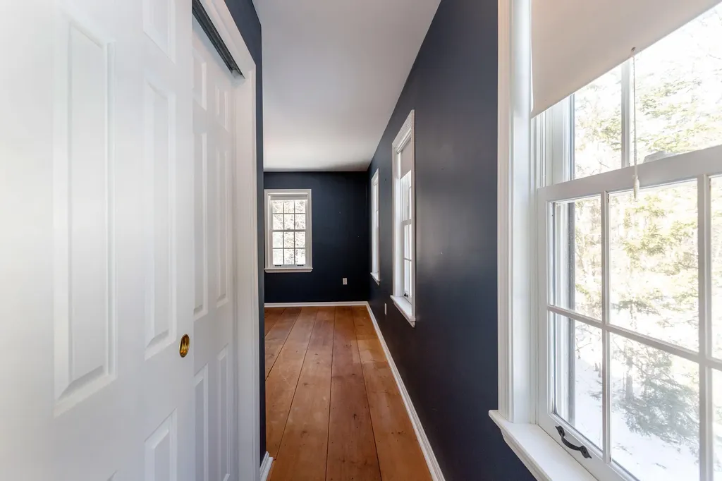 18 Castlewood Road Newcastle ME 04553