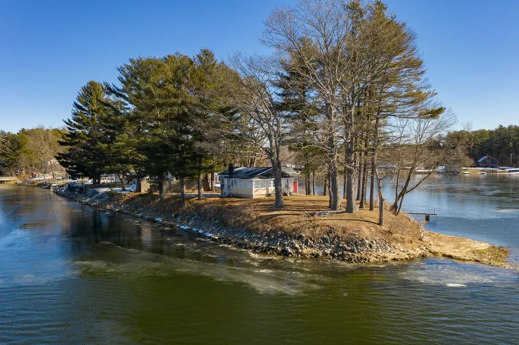 46 Rogers Point Drive Eliot ME 03903