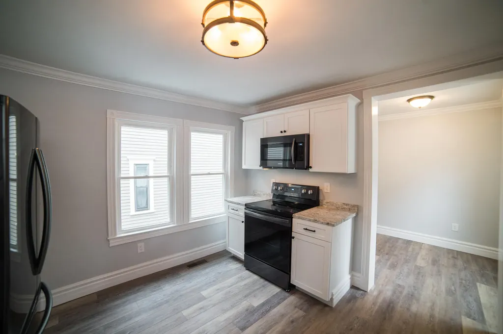 85 Montgomery Street Bangor ME 04401