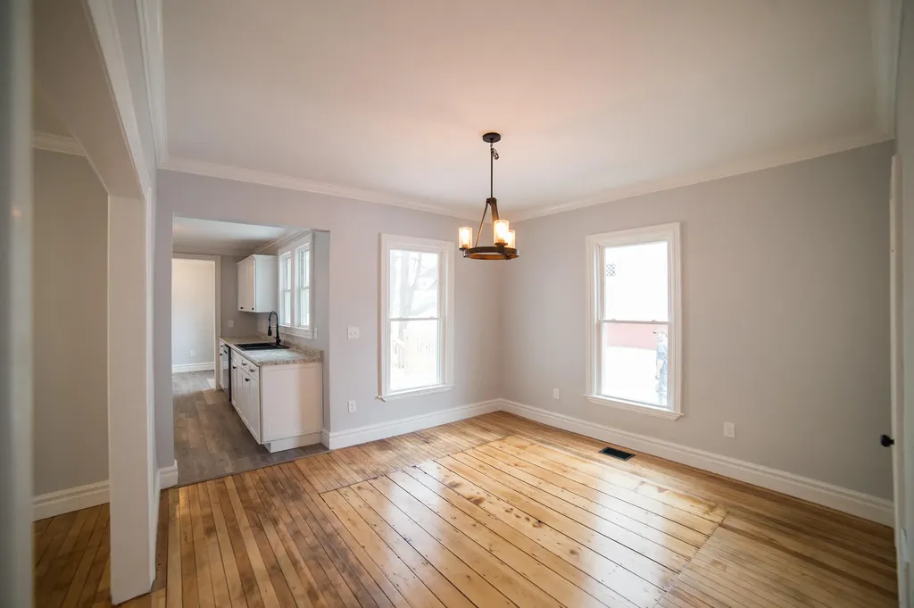 85 Montgomery Street Bangor ME 04401