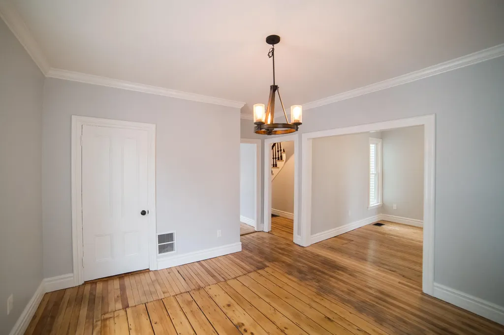 85 Montgomery Street Bangor ME 04401
