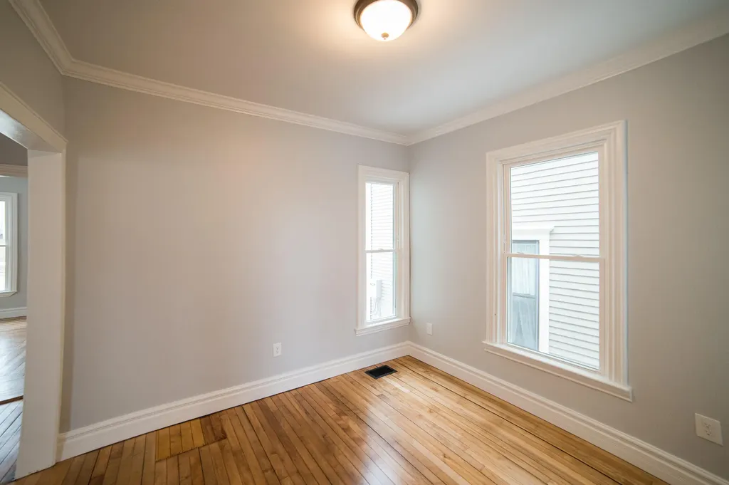 85 Montgomery Street Bangor ME 04401