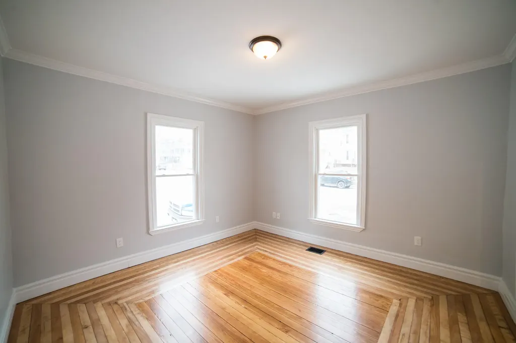 85 Montgomery Street Bangor ME 04401