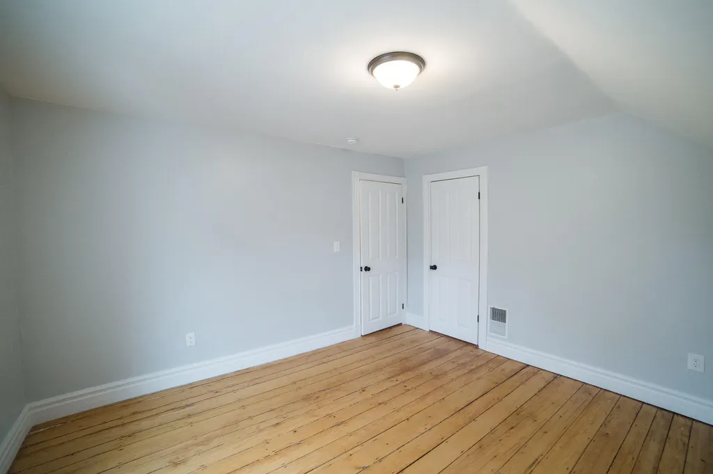 85 Montgomery Street Bangor ME 04401