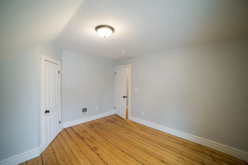 85 Montgomery Street Bangor ME 04401