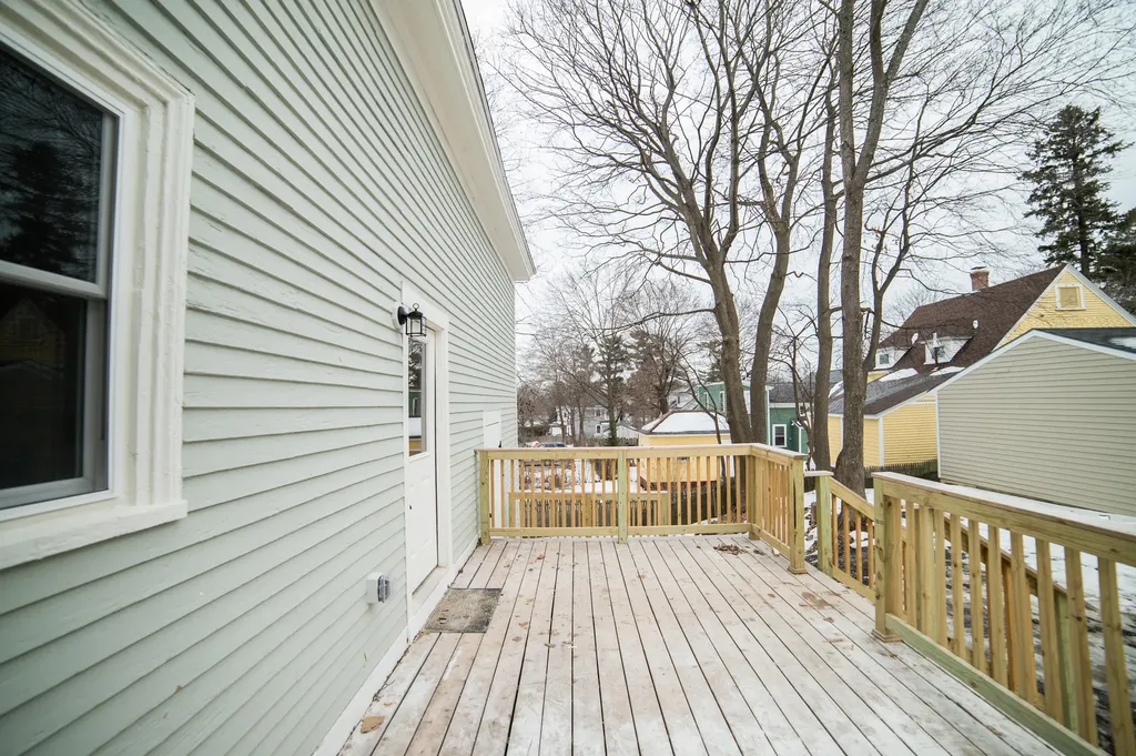 85 Montgomery Street Bangor ME 04401