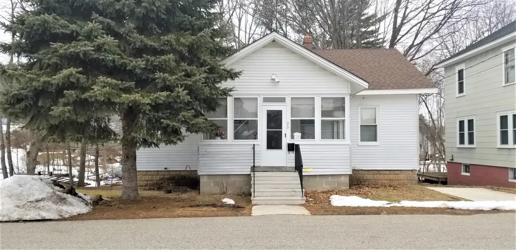 23 Hope Street Sanford ME 04073