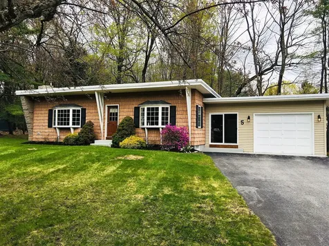 5 Packard Avenue Norway ME 04268