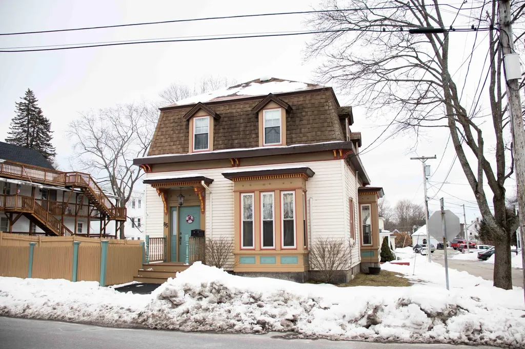 85 Graham Street Biddeford ME 04005