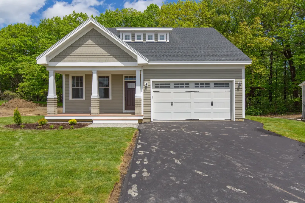 51 Black Sparrow Drive Portland ME 04102