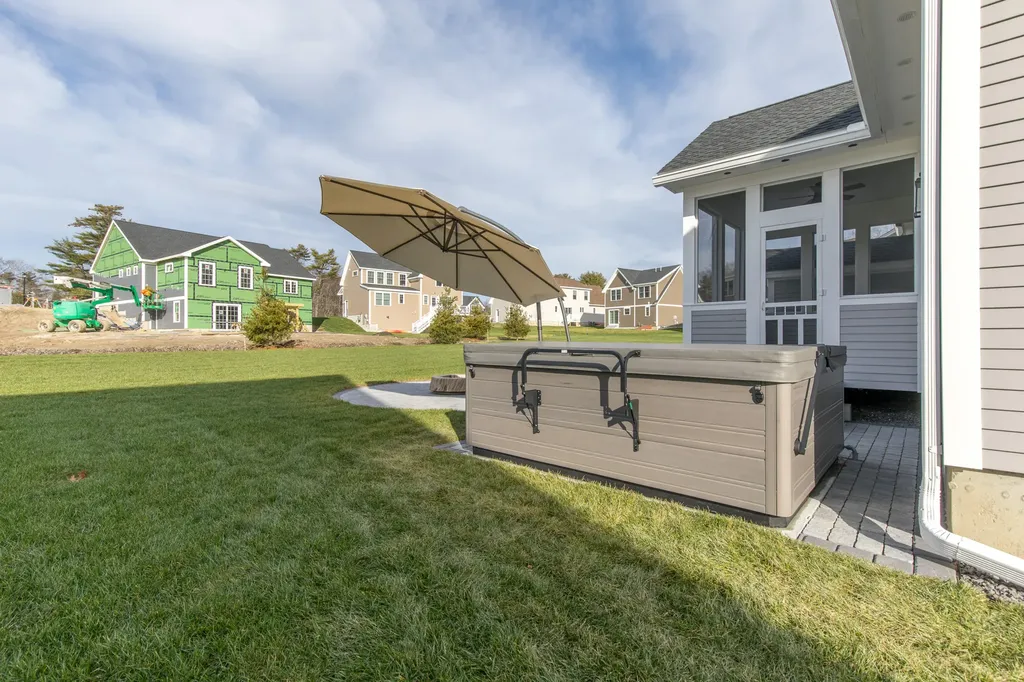 51 Black Sparrow Drive Portland ME 04102