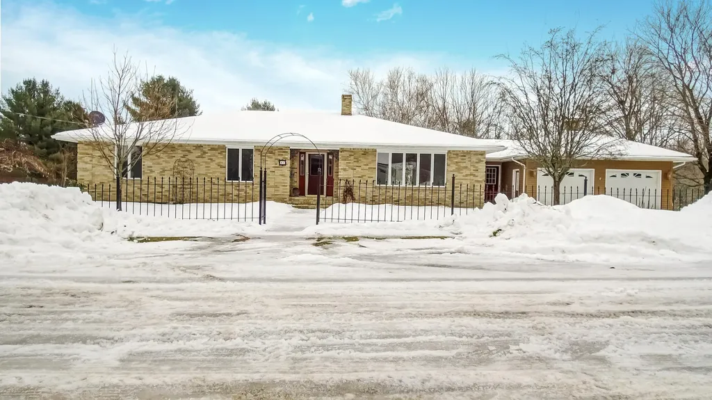 41 Brentwood Road Augusta ME 04330