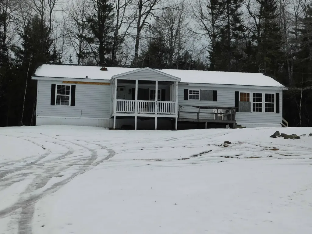 41 Getchell Road Clifton ME 04428
