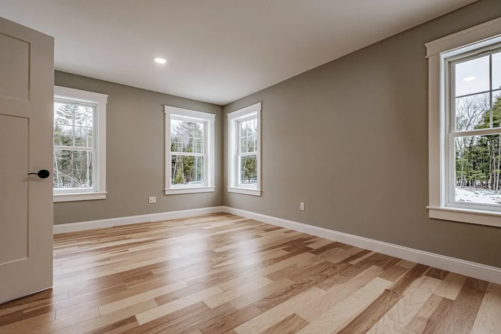 9 Matobian Avenue Lewiston ME 04240