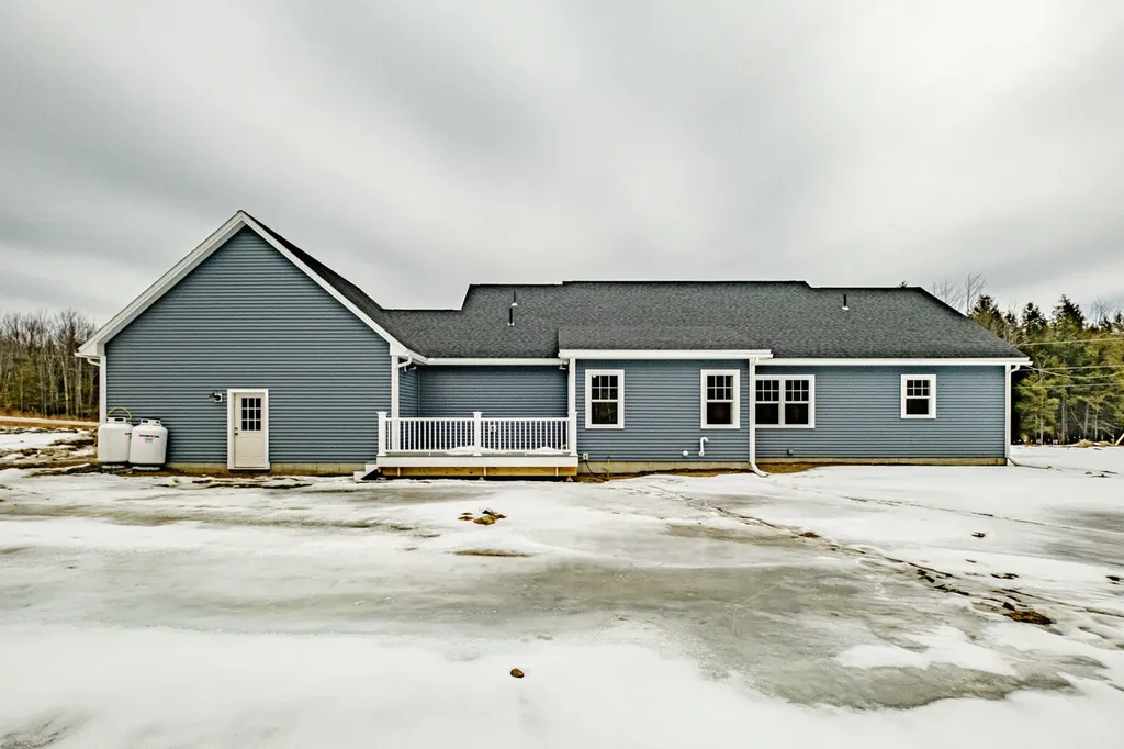 9 Matobian Avenue Lewiston ME 04240