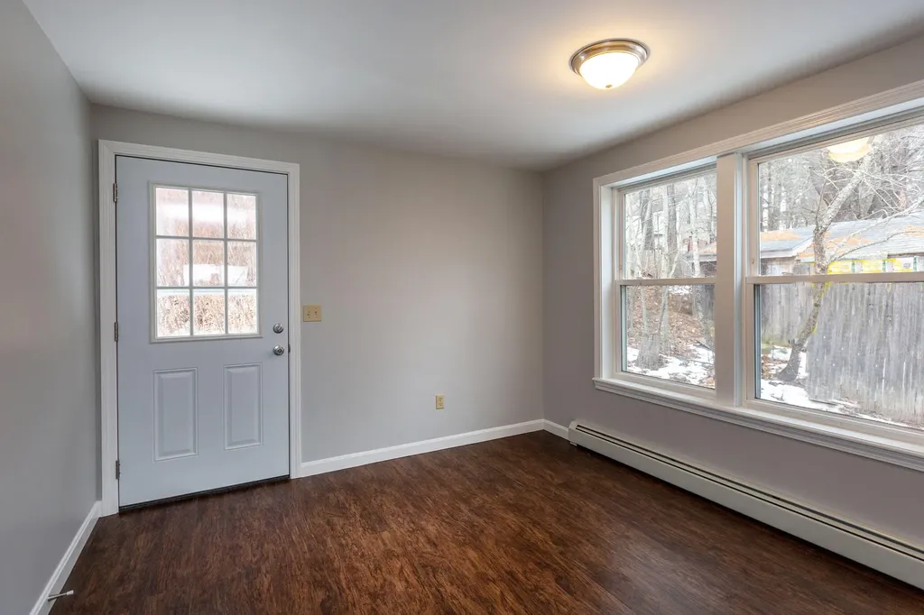 106 Cottage Road Windham ME 04062