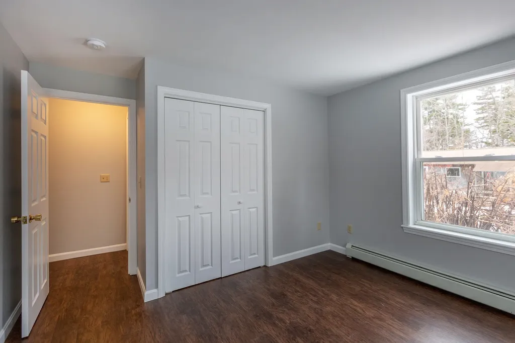 106 Cottage Road Windham ME 04062