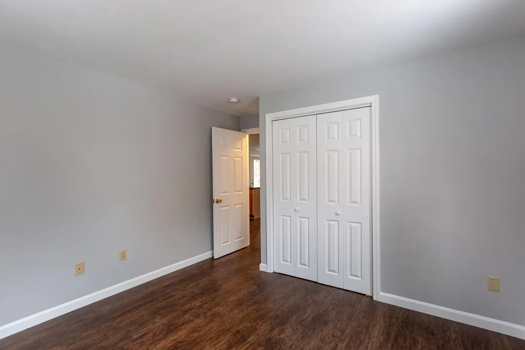 106 Cottage Road Windham ME 04062