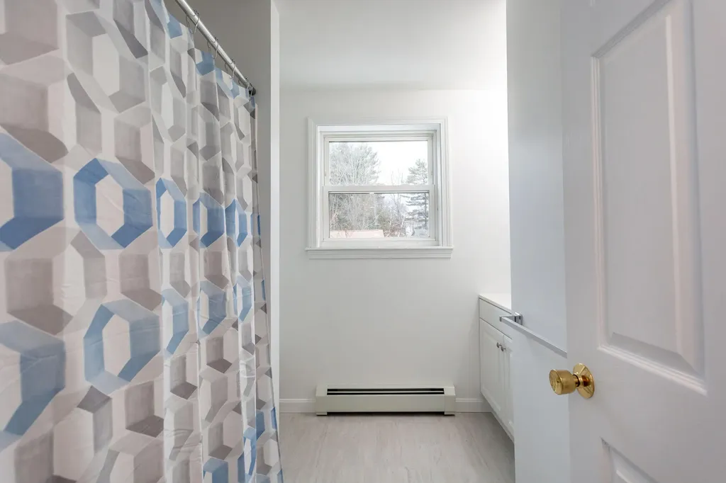 106 Cottage Road Windham ME 04062