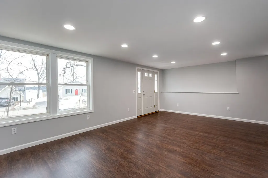 106 Cottage Road Windham ME 04062