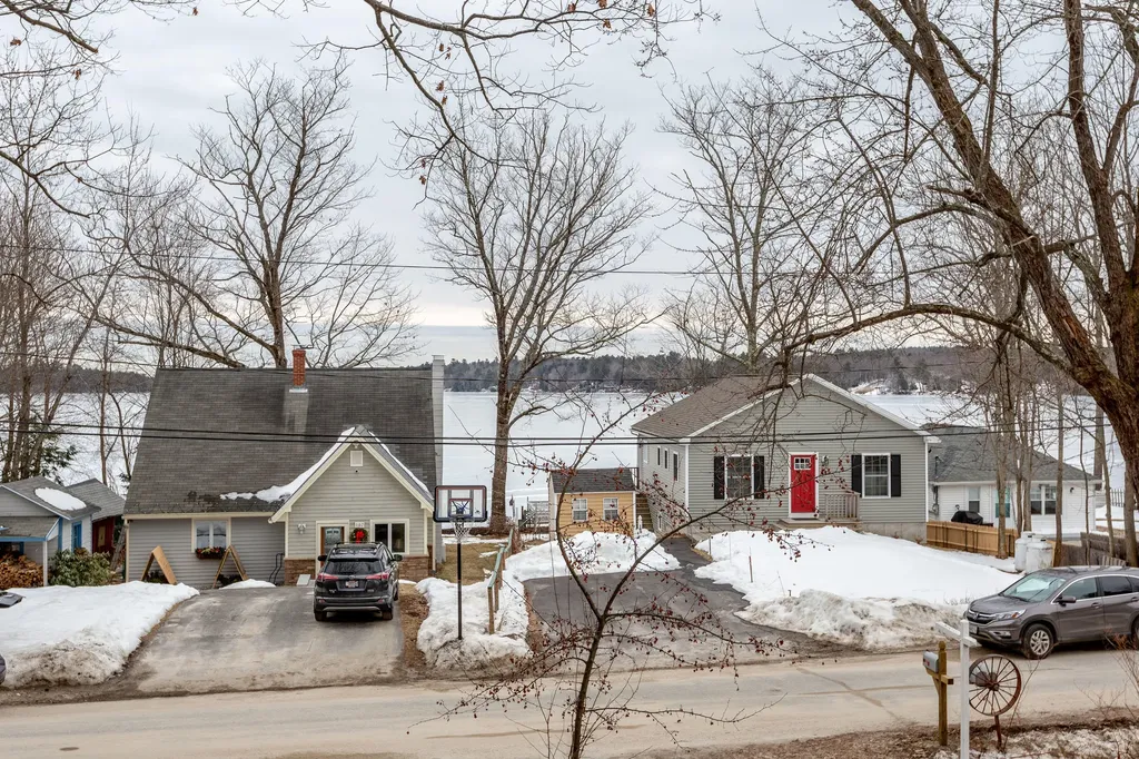 106 Cottage Road Windham ME 04062