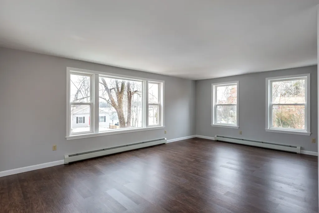 106 Cottage Road Windham ME 04062